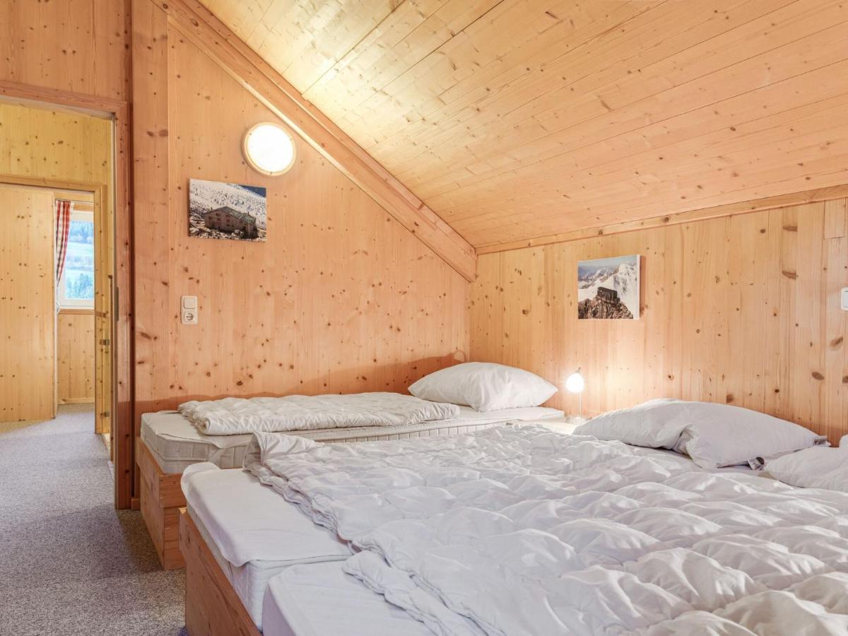 Spacious Holiday Home in Styria near Kreischberg Ski Area Sankt Georgen ob Murau Exterior foto